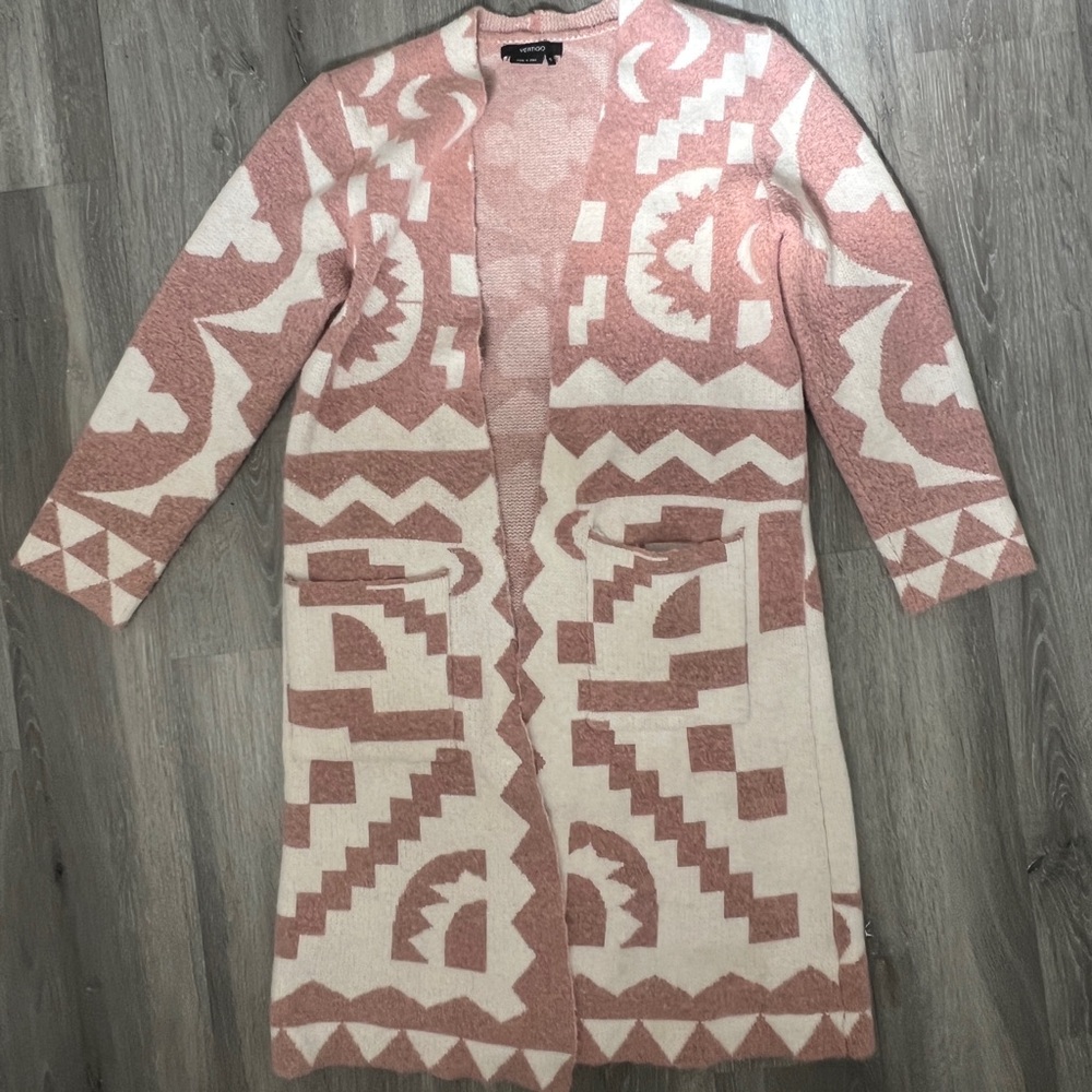 Women's Pink and Cream Geometric Sweater Duster